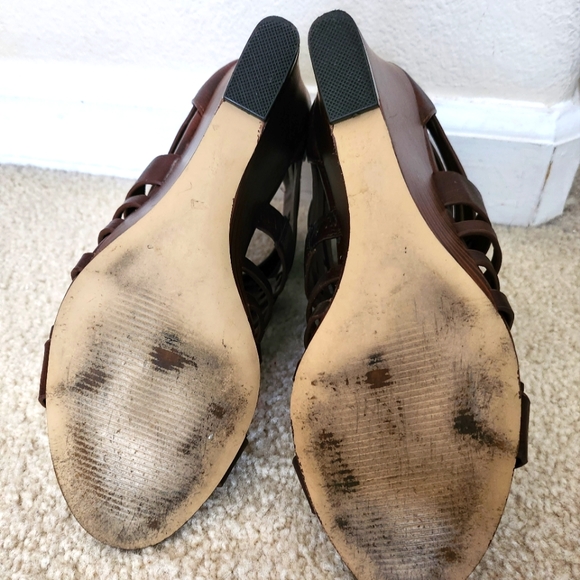 Brown cross strap gladiator high zipper wedge heels - Picture 4 of 6